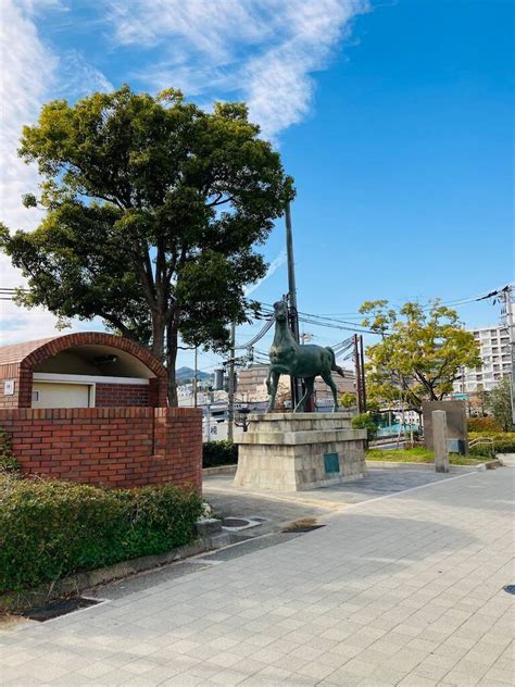 【兵庫神戸市】湊川公園 楠木正成公の銅像と聖徳太子 シロンプトンでパンとお参りと