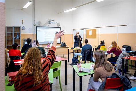 Scuola Integrazione Degli Alunni Stranieri E Rafforzamento Del