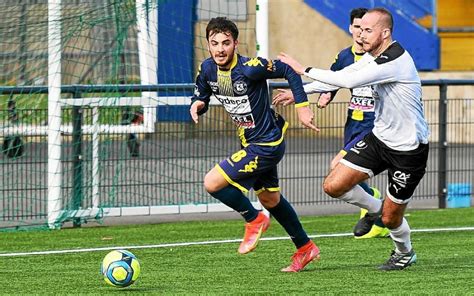 R Le RC Lesnevien A Puni Landivisiau Foot Amateur Bretagne