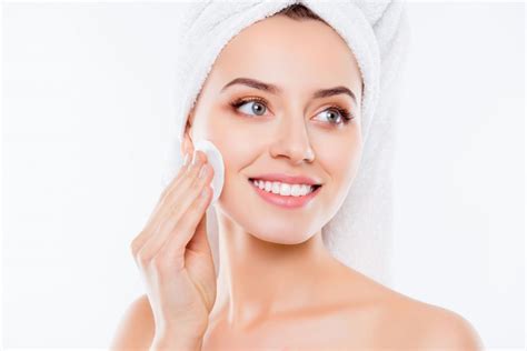 Caring For Sensitive Skin Premier Dermatology Cosmetic Center