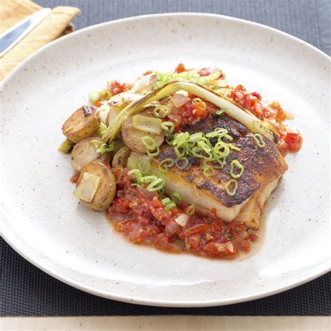 Pan-Roasted Hake & Romesco Sauce with Leeks, Scallions & Fingerling Potatoes Hake Recipes, Fish ...