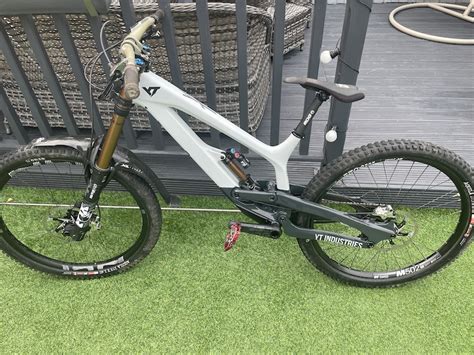 2019 Yt Tues 275 Cf Pro Race Large For Sale