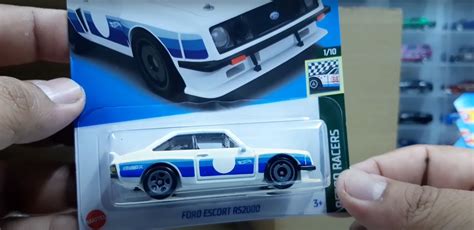 Hot Wheels Ford Escort RS2000 White Blue 1 10 Retro Racers 2023 4 250