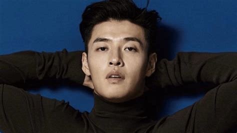 Kang Ha Neul