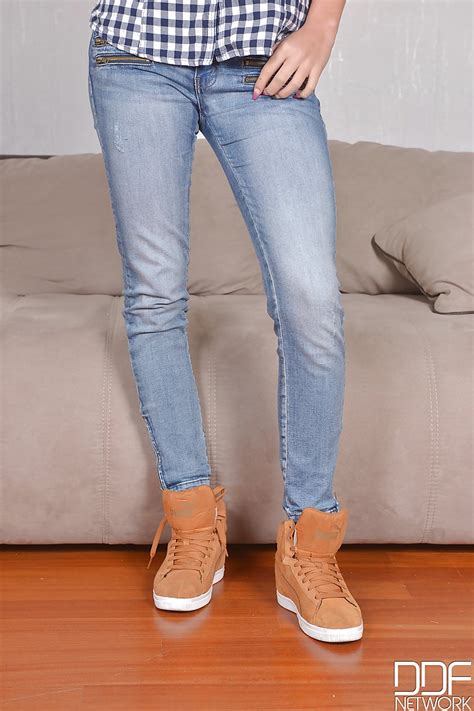 Skinny Legs Porn Pics PICTOA