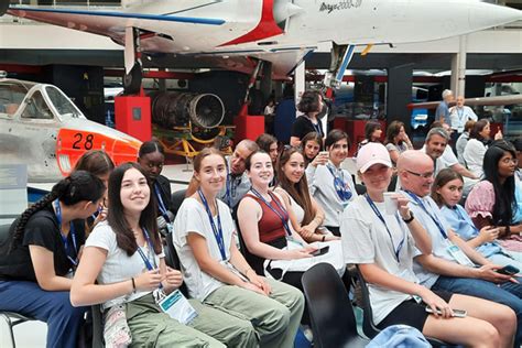 Concours Féminisons les métiers de laéronautique La Croix Rouge