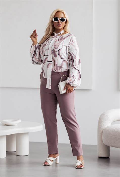 Spodnie Damskie Plus Size W Kolorze Cappuccino Eleganckie Z Wysokim