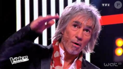 Photo Louis Bertignac dans The Voice 2 sur TF1 le samedi 16 février