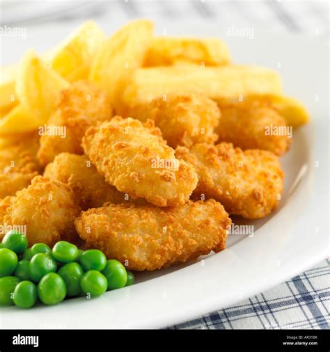 Scampi Chips & Peas 1 Stock Photo: 15921810 - Alamy