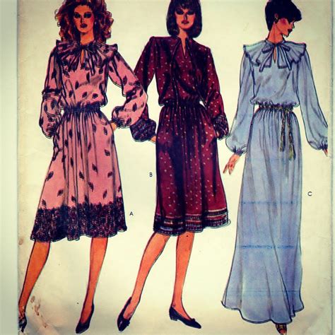 Vintage Very Easy Vogue Sewing Pattern Misses Top And Sk Flickr