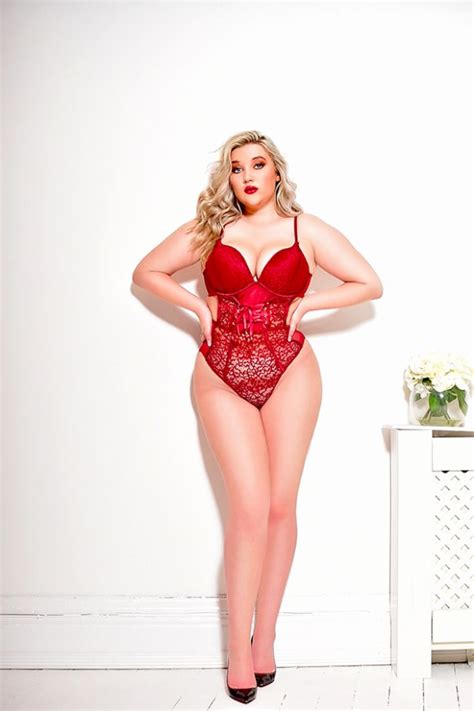 Leicester Glamour Model Lucy Become A UK Plus Size Lingerie Model