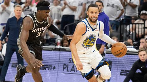 Curry Scores Playoff Career High 50 As Warriors Down Kings