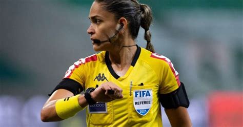 Cbf Escala Equipe De Arbitragem Feminina Pela Primeira Vez Para