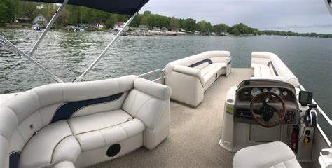 Pontoon Rentals