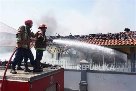 Tim Labfor Selidiki Penyebab Kebakaran Di RSUD Dr Slamet Garut