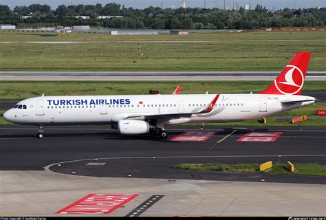 Tc Jto Turkish Airlines Airbus A Wl Photo By Swoboda Darius