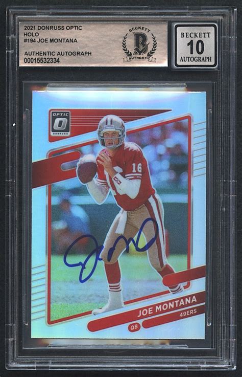 Joe Montana Signed 2021 Donruss Optic 194 Holo Beckett Encapsulated