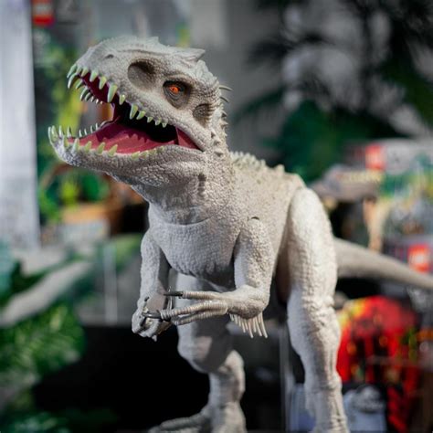 Dinosaurio Indominus Rex Super Colossal Original De Mattel Metro