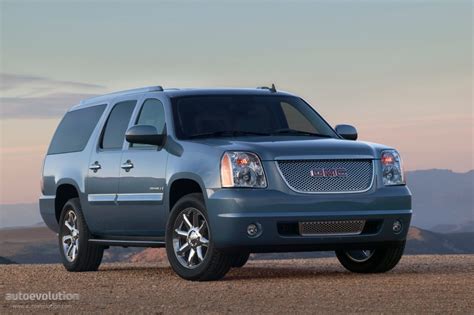 GMC Yukon XL Specs & Photos - 2008, 2009, 2010, 2011, 2012, 2013 ...