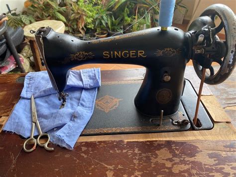 singer sewing machine hobbies toys collectibles memorabilia