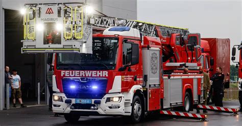 Drehleiter Mit Korb 23 12 Freiwillige Feuerwehr Oberpullendorf