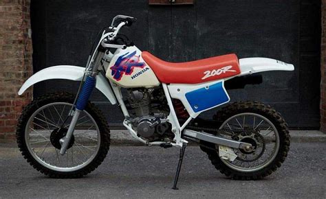 Honda XR200R (1991) - MotorcycleSpecifications.com