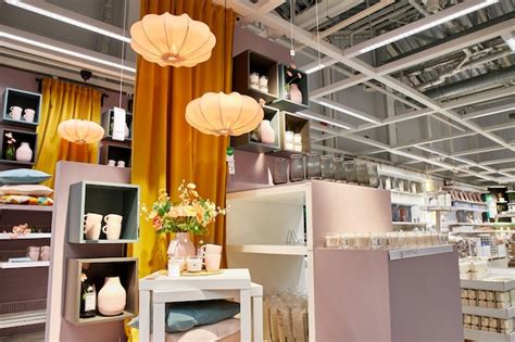 Samara Russie Janvier Les Gens De L Int Rieur Du Magasin Ikea