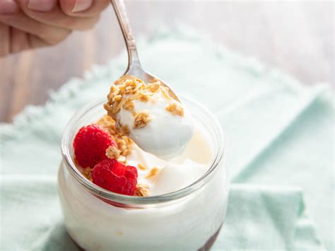 How To Make Yogurt And Greek Yogurt At Home