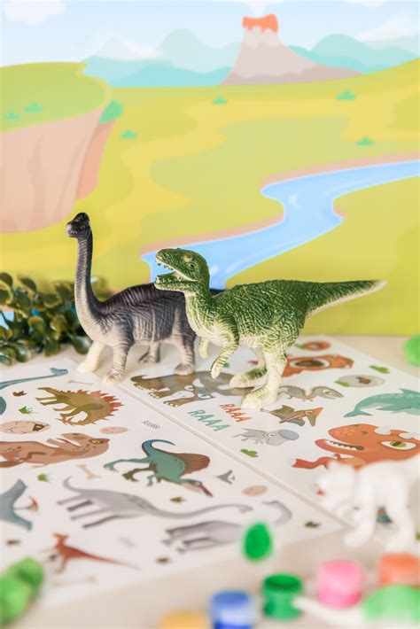 Dinosaur Craft Boxes – Lovey and Lamb