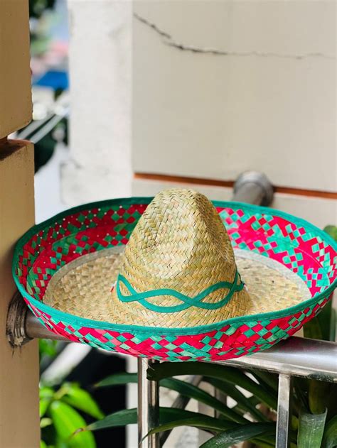 THE SOMBRERO HISTORY: THE ICONIC SYMBOL OF MEXICAN CULTURE - Handicraftsafimex