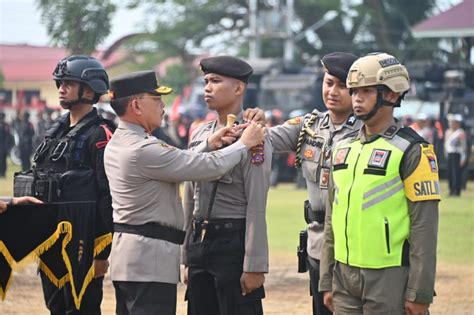 Polda Sumbar Gelar Apel Pasukan Operasi Mantap Brata Singgalang