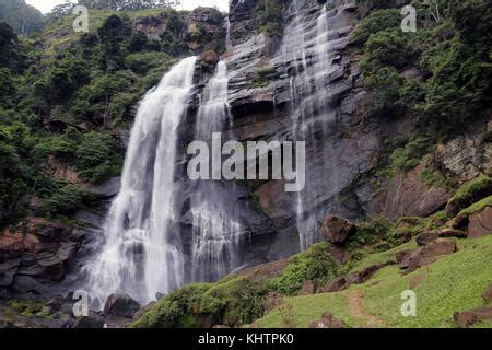 bomburu ella waterfall Stock Photo - Alamy