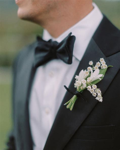 Ultimate Guide To Choosing The Perfect Wedding Boutonnieres For The