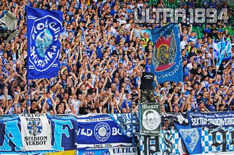 Ultra Bilder Spvgg F Rth Ksc Saison Bundesliga