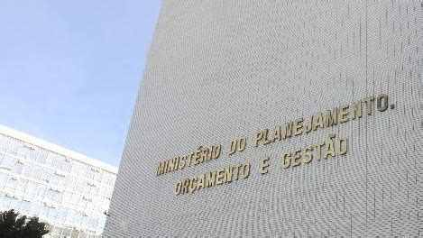 Governo Bloqueia R Bi Do Or Amento Sa De E Educa O S O As Reas