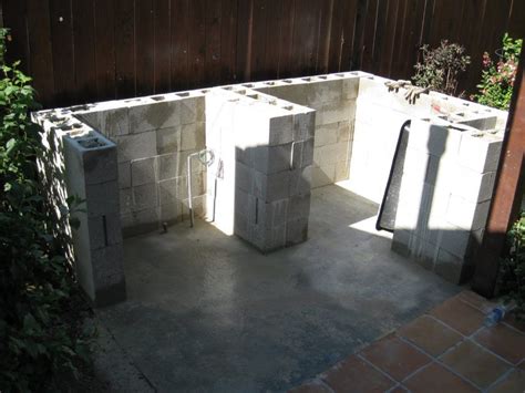 Cinder Block Outdoor Kitchens Outdoor Kitchen Made With Cinder Blocks