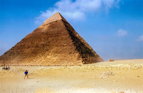 Kostenlose Foto Mann Landschaft Sand W Ste Monument Pyramide