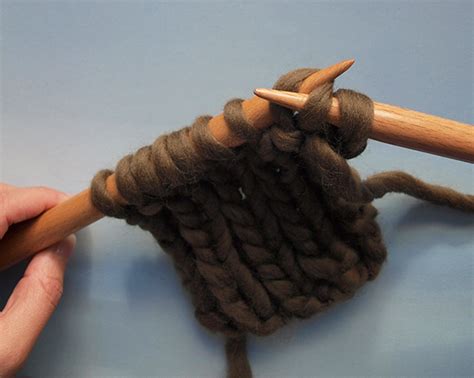 How to knit the twisted rib stitch 1x1 - The Blog - US/UK