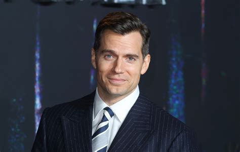 'Casino Royale' director says Henry Cavill would've made an "excellent ...