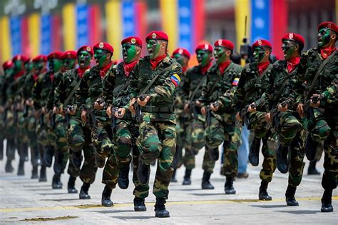 Cómo es el ejército de Venezuela y qué podría hacer frente a EEUU