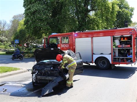 Zderzenie Dw Ch Pojazd W Na Ulicy Pocztowej Foto