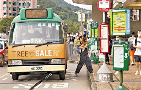 政府擬輸入逾萬建築運輸業外勞 勞工界憂損本地工福利 Am730