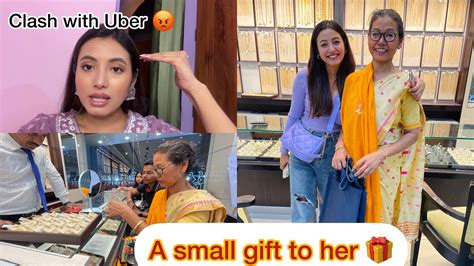 Maa Ke Liye Ek Chota Sa Gift Modelling Ke Liye Gold Becha Tha