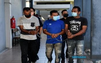 BERNAMA TIGA RAKAN DIDAKWA EDAR DADAH DI IPOH