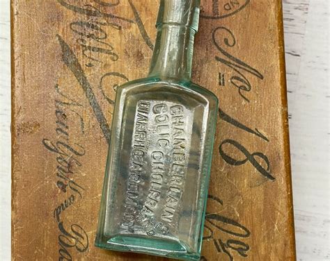 Antique Bottle Chamberlain S Aqua Clear Collectible Bottle Colic