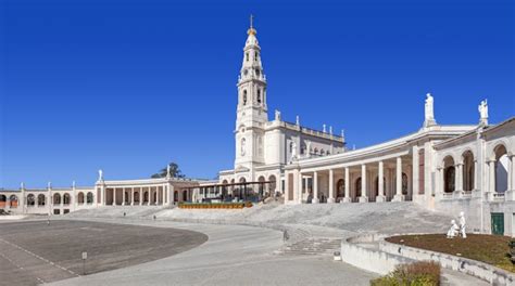 Fatima Batalha Nazar And Obidos Private Tour From Lisbon Kkday