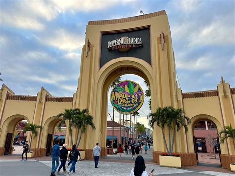 Photos The Fun And Food Of Mardi Gras At Universal Orlando Resort