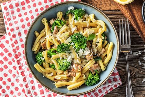 Pasta Swirls and Sauce Recipe | HelloFresh