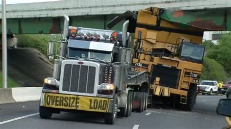 I 40 Overpass Reopens After Semi Its Bridge I 40 I 65 Ramp Still