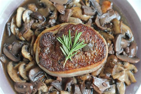 Filet Mignon With Mushrooms And Pinot Noir Sauce For Sundaysupper • Hip Foodie Mom